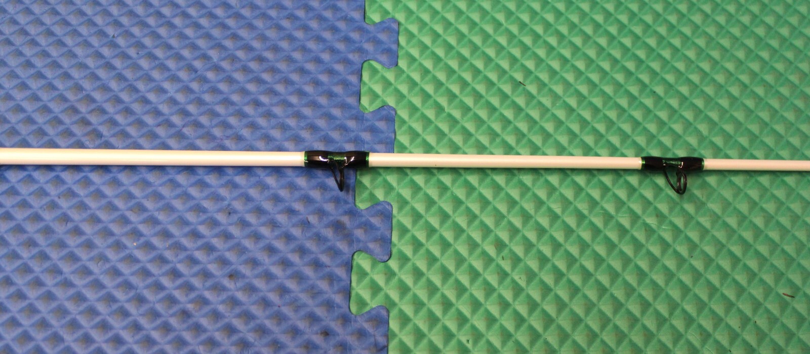 Okuma Record Chaser Catfish Alligator Gar Spinning Rod 2-Pc Hvy 10′ RC-S-1002H