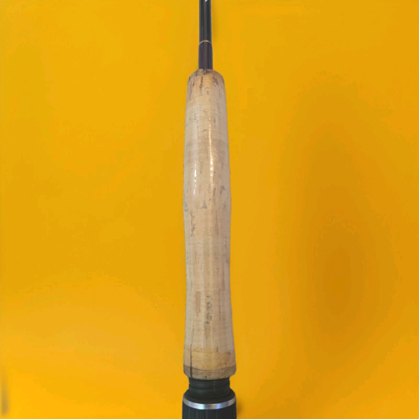 Vintage Empire Golden Falcon FG802E Elegance Fly Rod 8′ 2pc 5-6wt Korea Rare