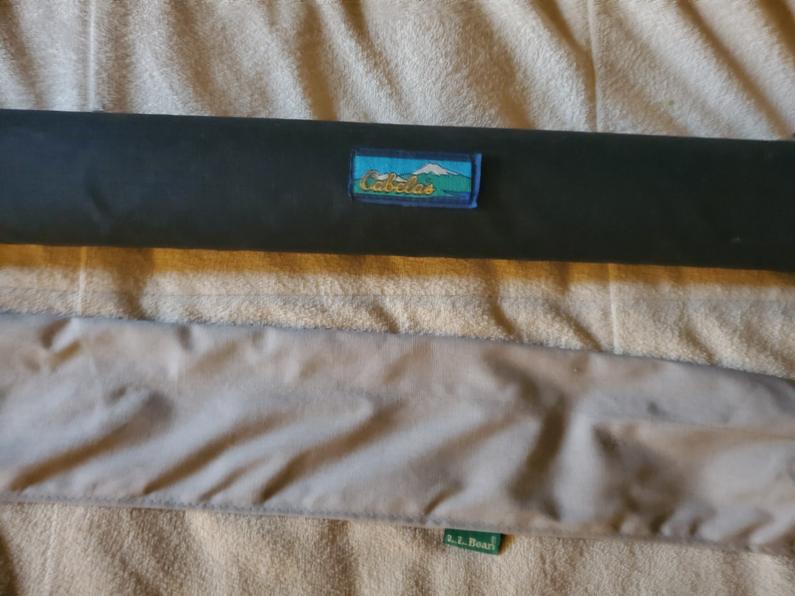 Cabela’s Fish Eagle II IM6 GFII 865 Graphite 8’6″ 2 Piece w Hard Tube/Case