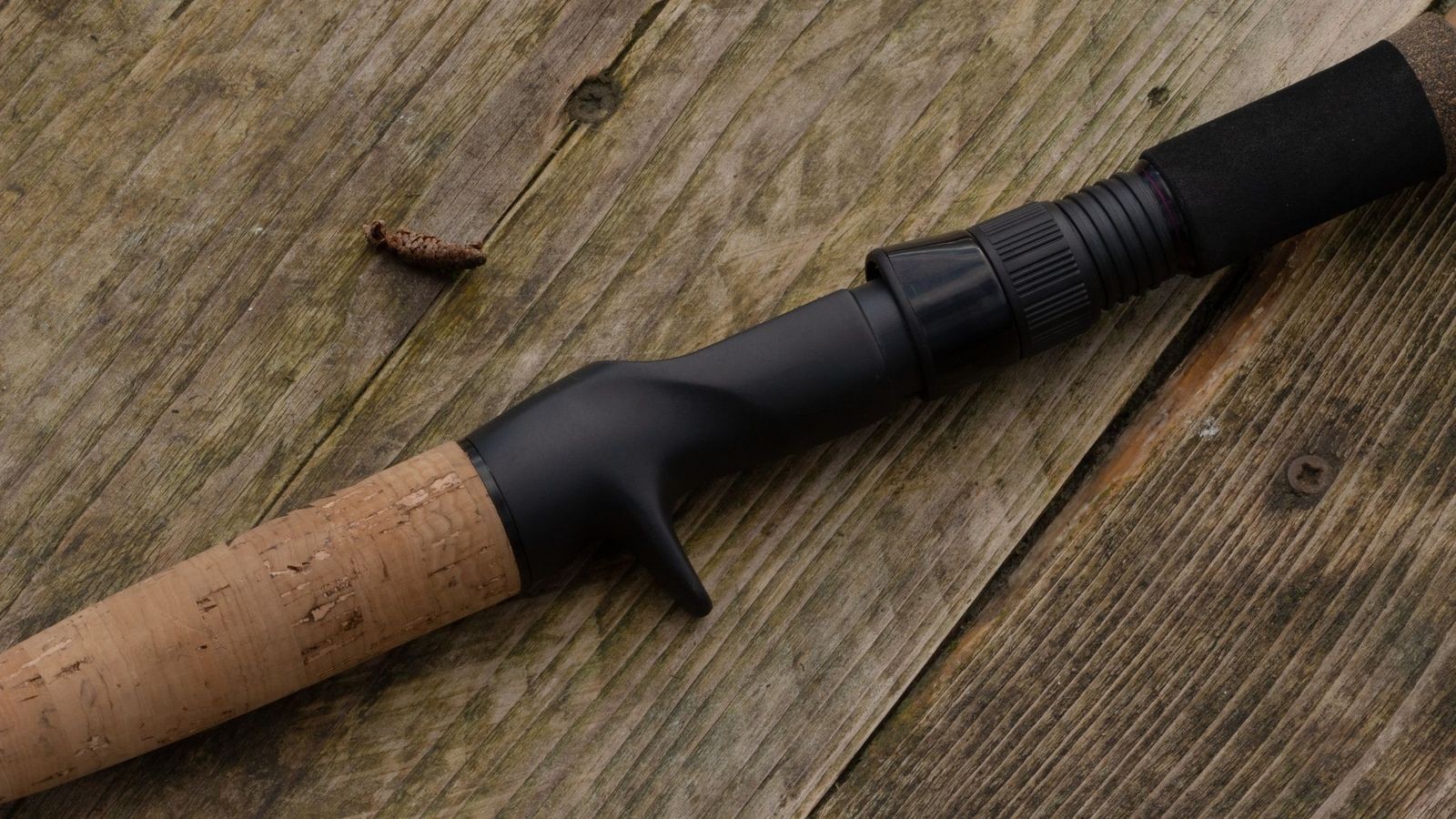 Wychwood Agitator LR-C Large Lure 6ft6 250g / 300g 2pc Short Butt Fishing Rod