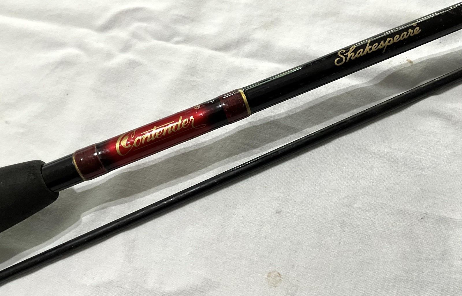 Shakespeare Contender 6’6″ 2pc Spinning Rod, HSS-652M – Medium Action