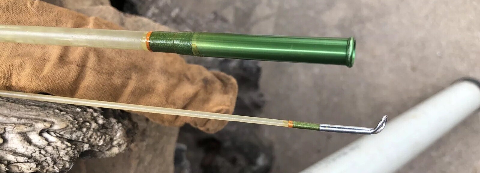 Vintage Fly Rod Phantom Glass Fiber 9’ L 2-pc Rod w/ Tube Storage Case ~~ EUC!