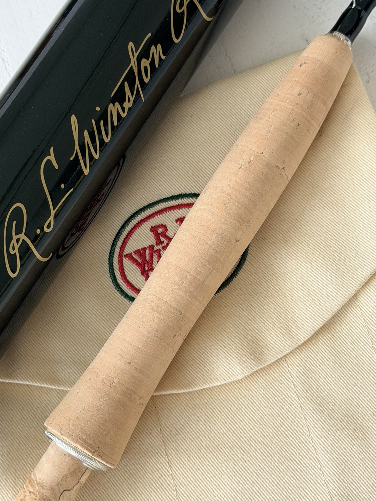 **BEAUTIFUL** 🔥 R L WINSTON PURE 2. 5wt. 9’ft~4pc FlyRod🔥~LEGENDARY~🔥