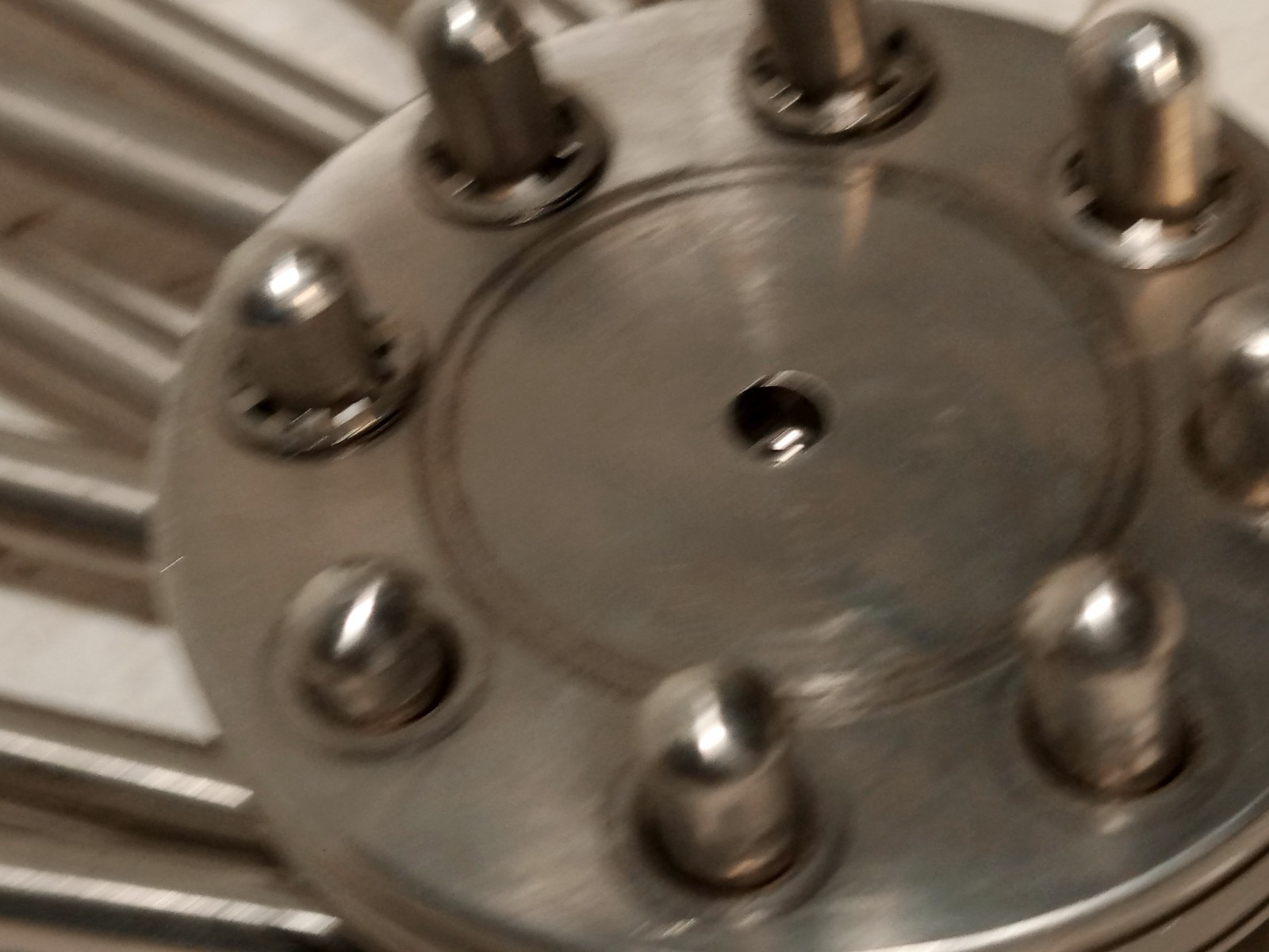 Unbranded stainless steel head with 8-rod arms, 12in rods, as shown
