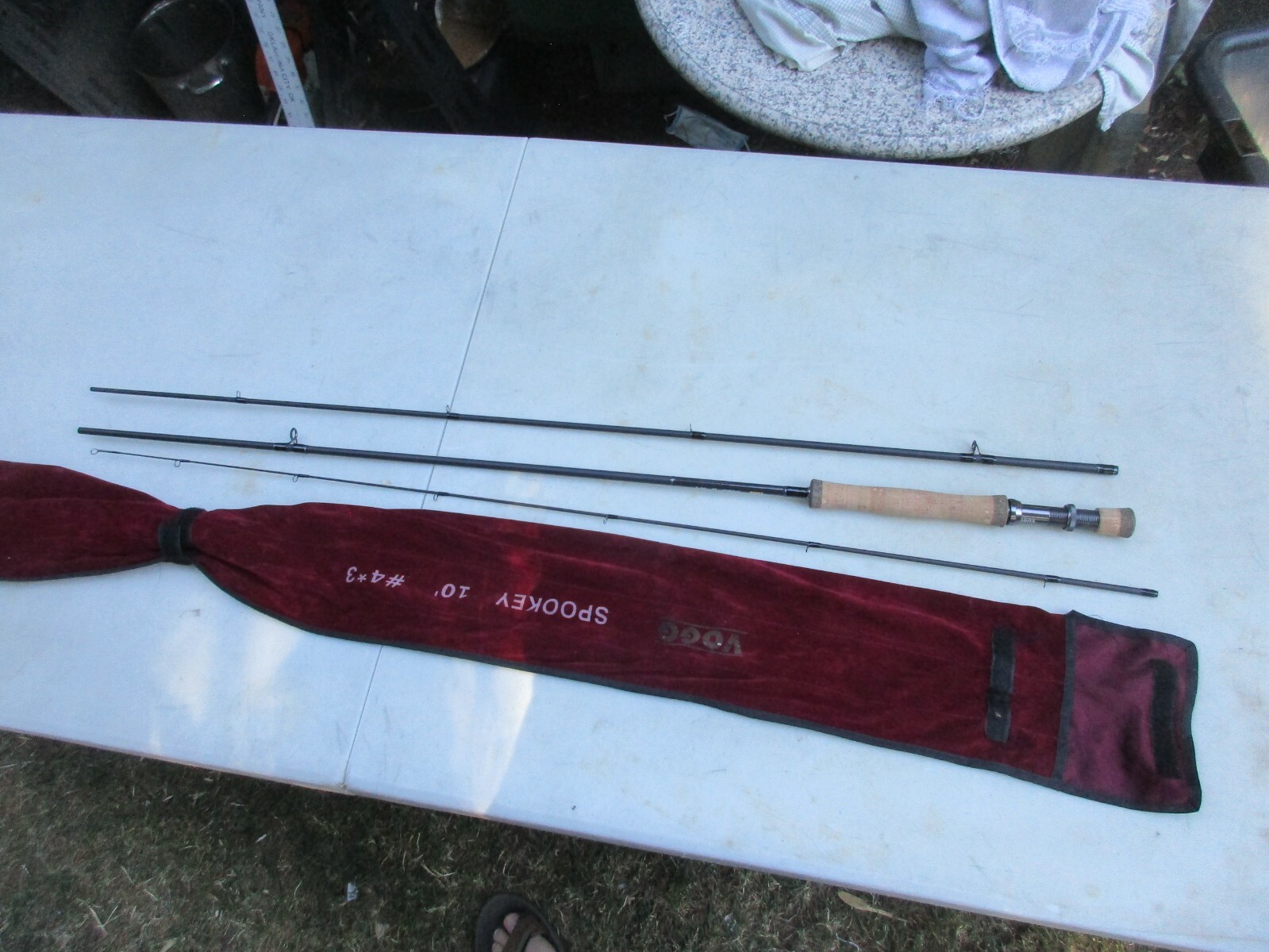 vogg fishing pole Fly Rod 10’ 4wt 3 pc. with sock, no case spookey