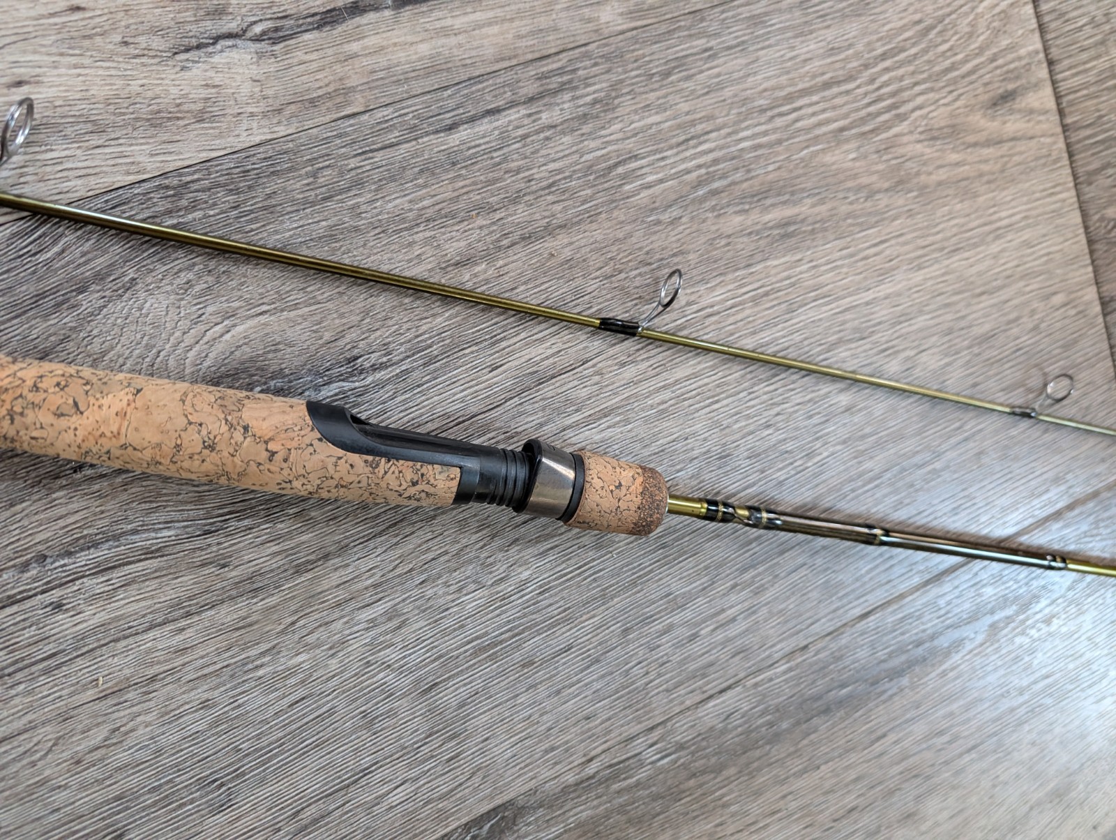 Fenwick Eagle EA56UL-MS-2 5’6″ Ultra Light-Moderate 2 Piece Spinning Rod. Nice!