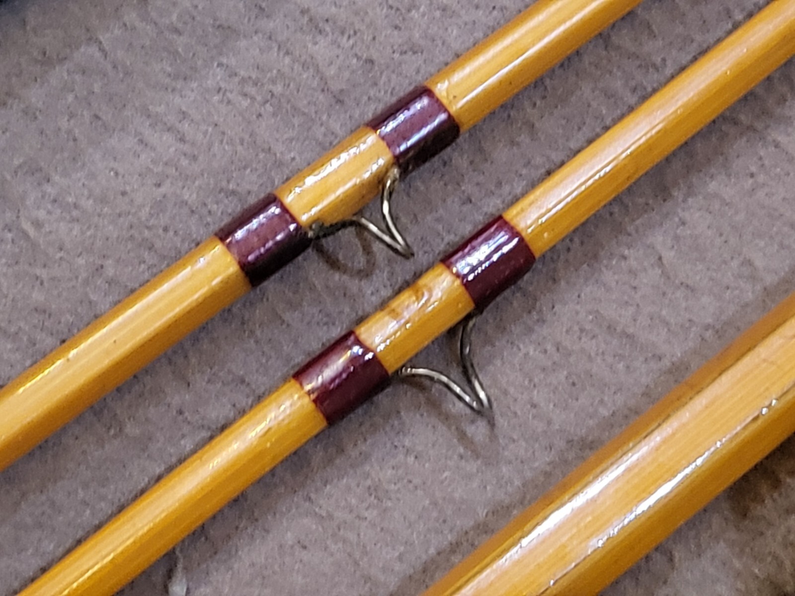 ULTRA RARE PAUL H. YOUNG Detroit Mich 8′ BAMBOO FLY ROD 2 PIECE W/2 TIPS Fishing
