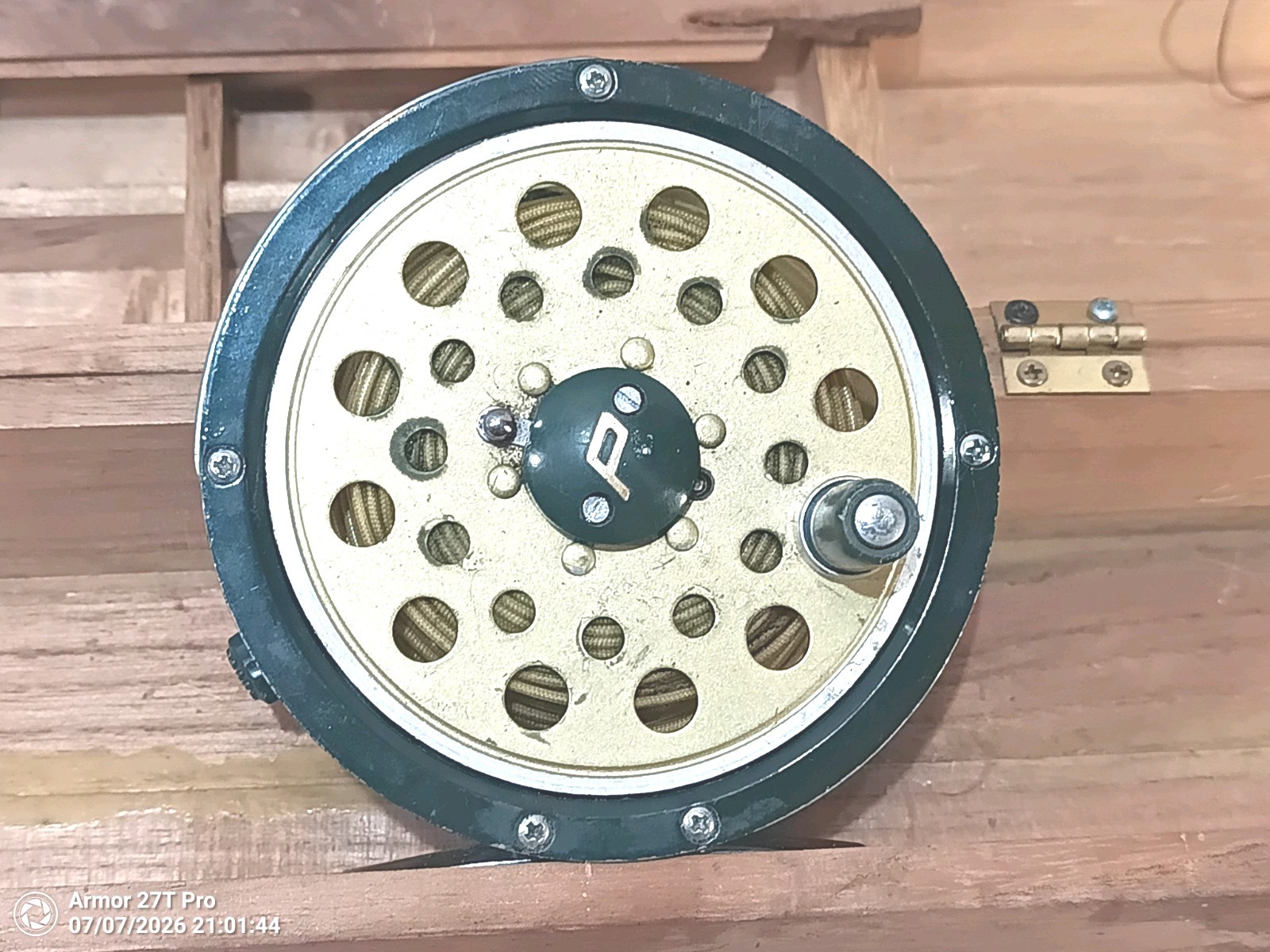 Vintage Sakurai & Co. Sakura”102 Rainbow” Box Set Pflueger 333 Reel, Silk Wrap