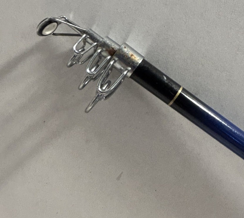 South Bend Proton Telescopic Spinning Fishing med Rod Blue With Black Handle