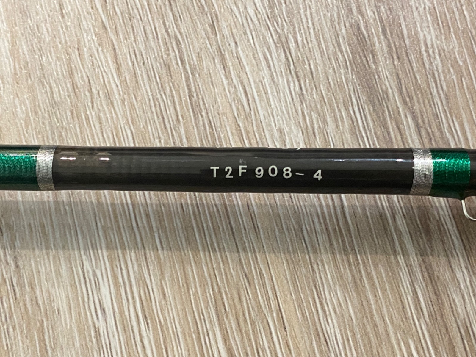 Custom Made Pacific Bay T2F 908-4 9′ 4Pc 8wt Fly Rod W/ Cloth & Alum Tube Unused
