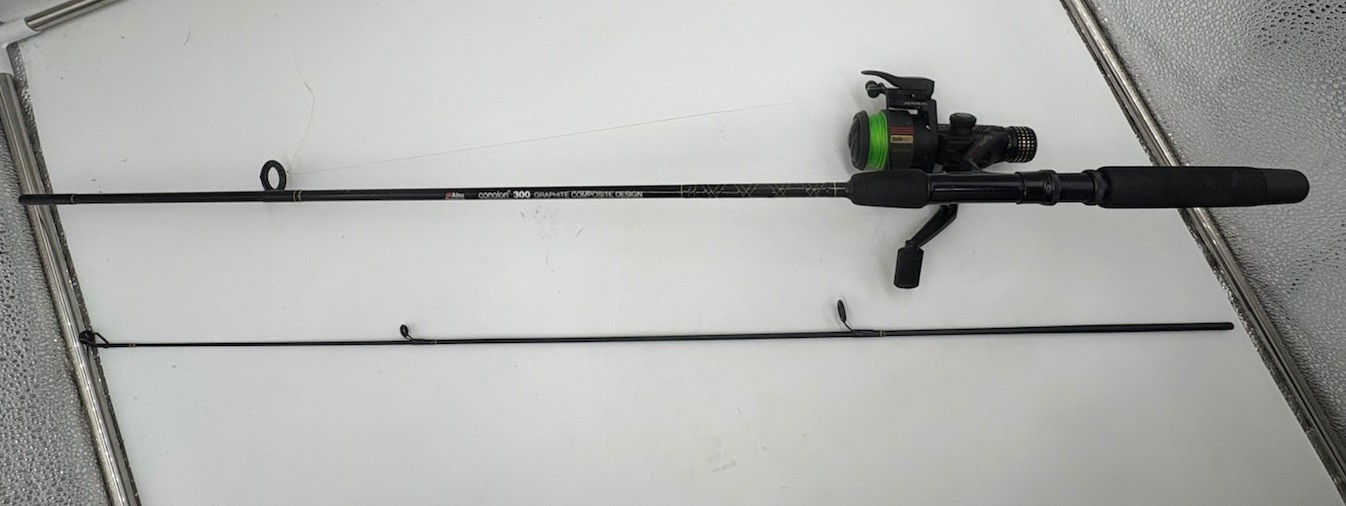 ABU Garcia CONOLON 300 Graphite Composite VTG 5’6″ Ultra Light W/zebco SS20