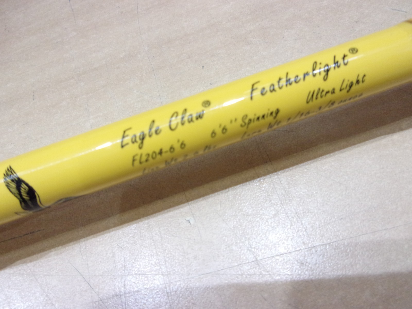 EAGLE CLAW FEATHERLIGHT SPINNING ROD 6 foot 6 inch length