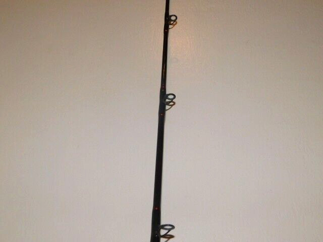 CUSTOM CASTING ROD GRAPHITE 7′ 15-30 LB FUJI GUIDES