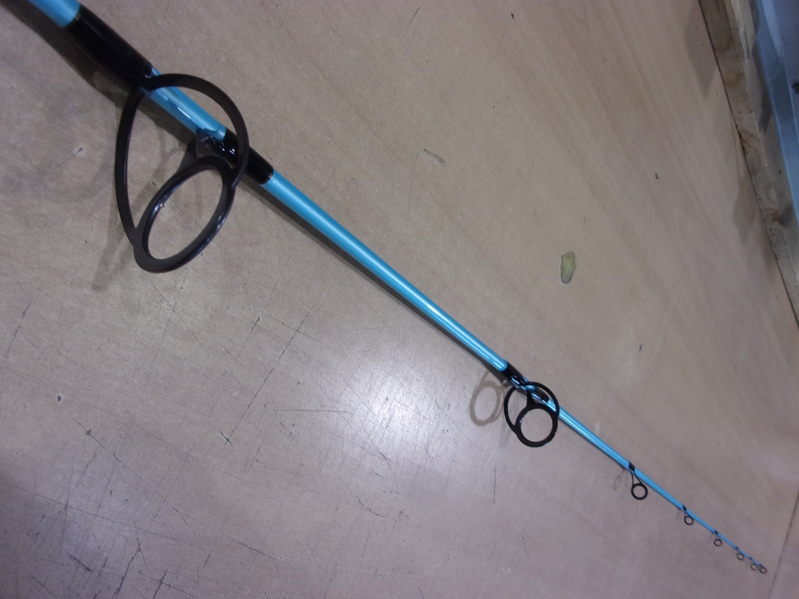 SHAKESPEARE UGLY STIK CARBON INSHORE 7 foot Medium Heavy spinnng rod