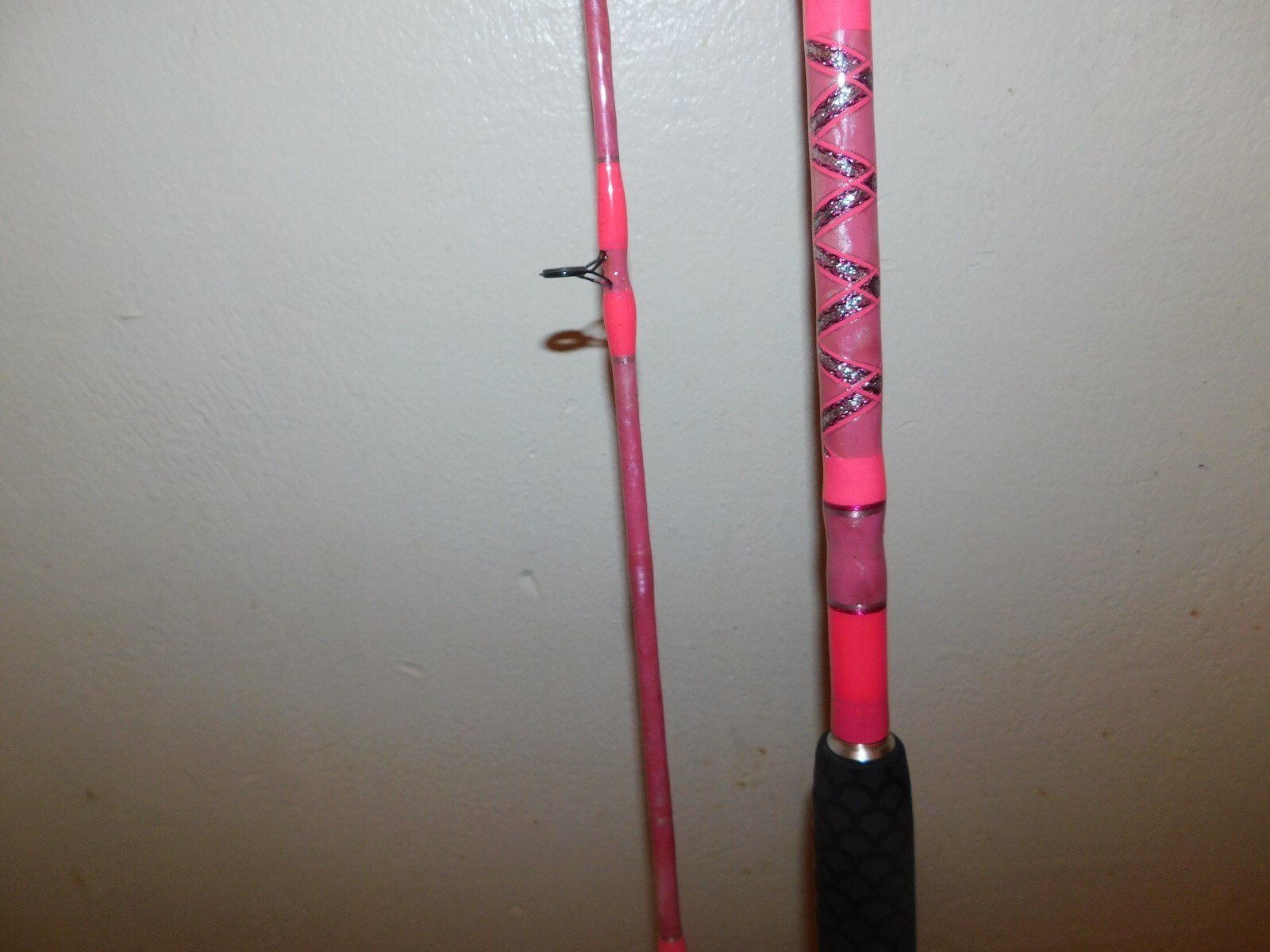 CUSTOM CASTING ROD 6’6″ 2 PC PINK PEARL MARBLE 10-20 LB NEW