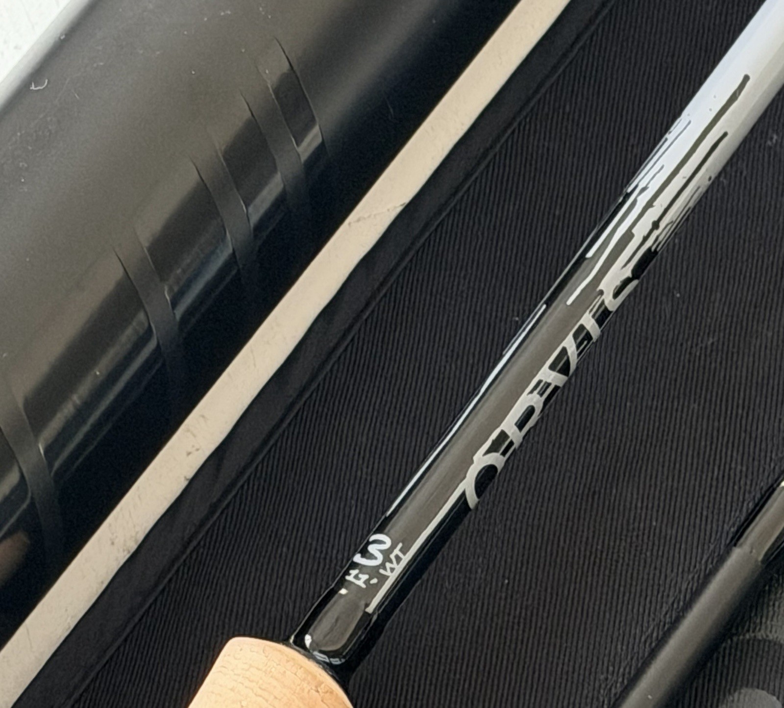 **BEAUTIFUL**🔥ORVIS HELIOS-3 BLACK OUT 3wt. 11’ft Flyrod🔥~LEGENDARY~