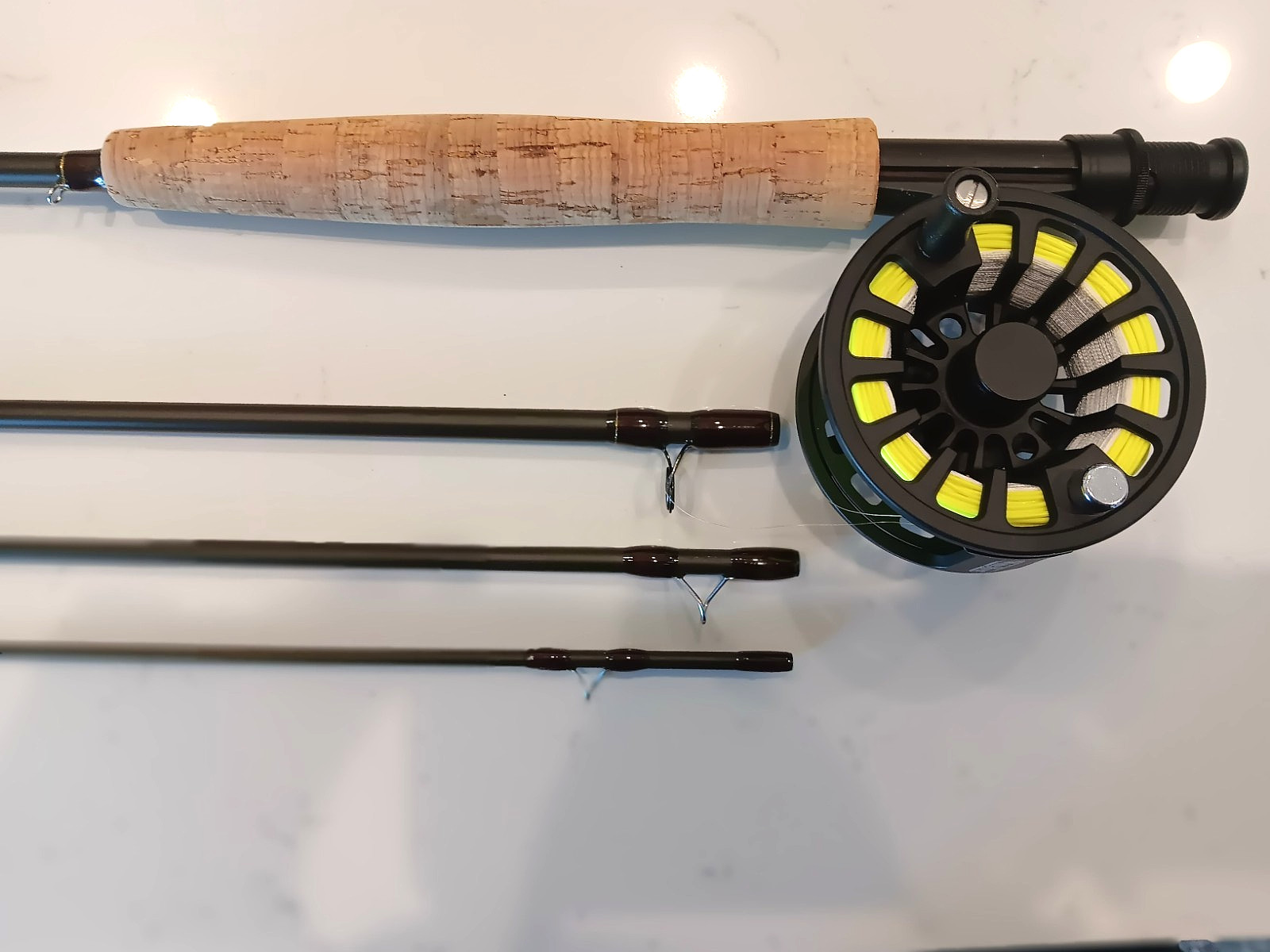 9′ 5 wt. White River Hobbs Creek fly rod/reel/combined travel case/tube..EX.