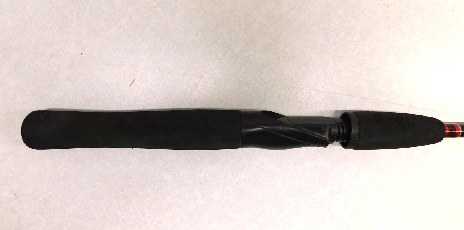 Shakespeare Synergy Steel SYSTSP 56 2L, 5’6″ Fishing Rod (2 piece)