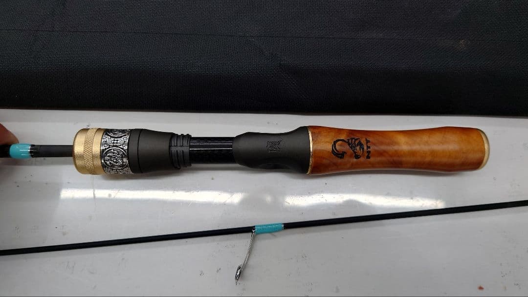 662 UL Trout Bass Rod Lightweight Wood Grip 3-6lb 1.5-9g lures Used