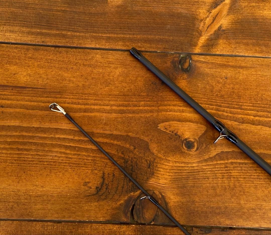 Bass Carbon Rod 6ft 1.8M 2-Piece Versatile Bait Casting Fishing Rod