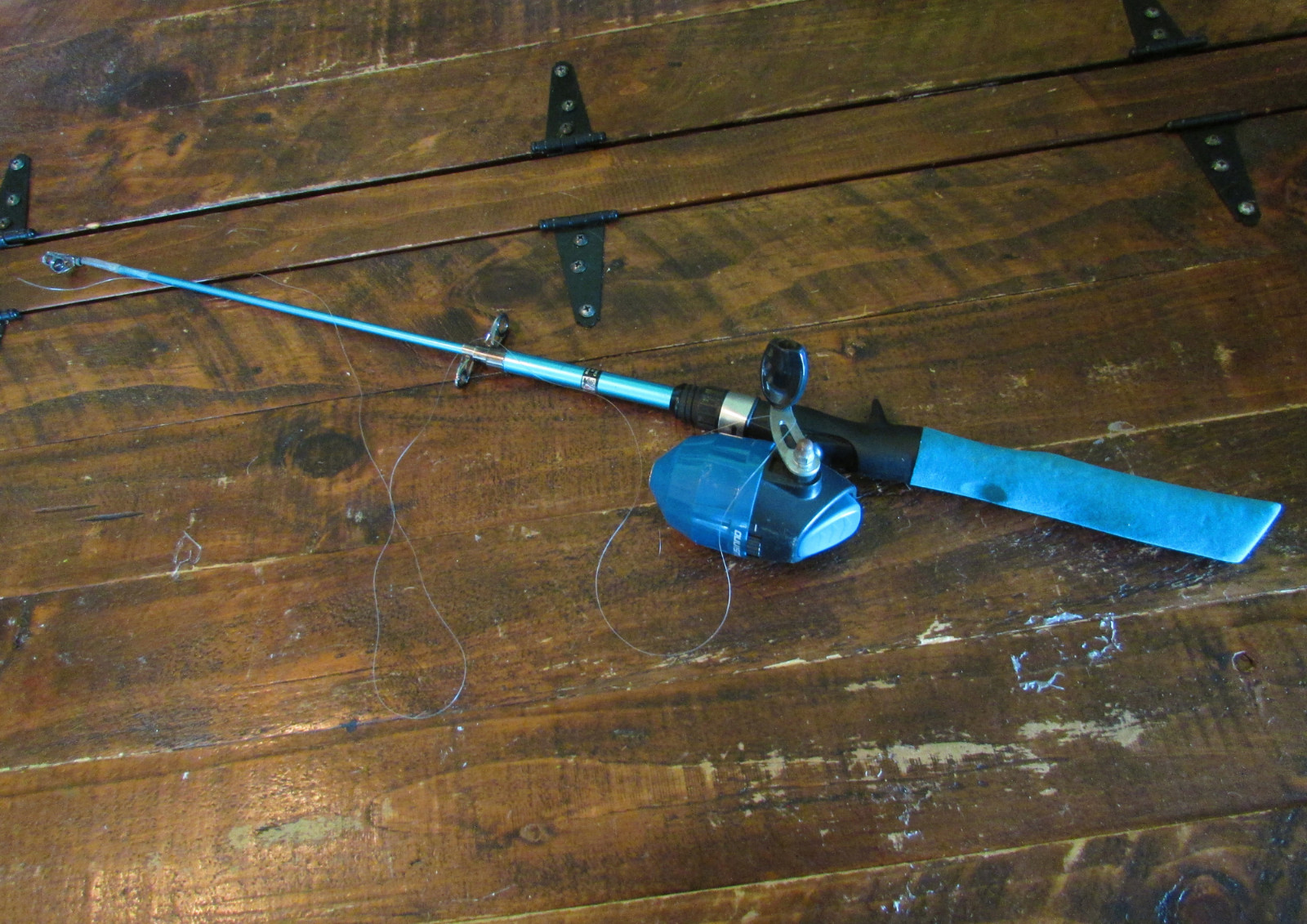 PLUSINNO 150 Blue Black Spin Cast Fishing Rod FOR PARTS