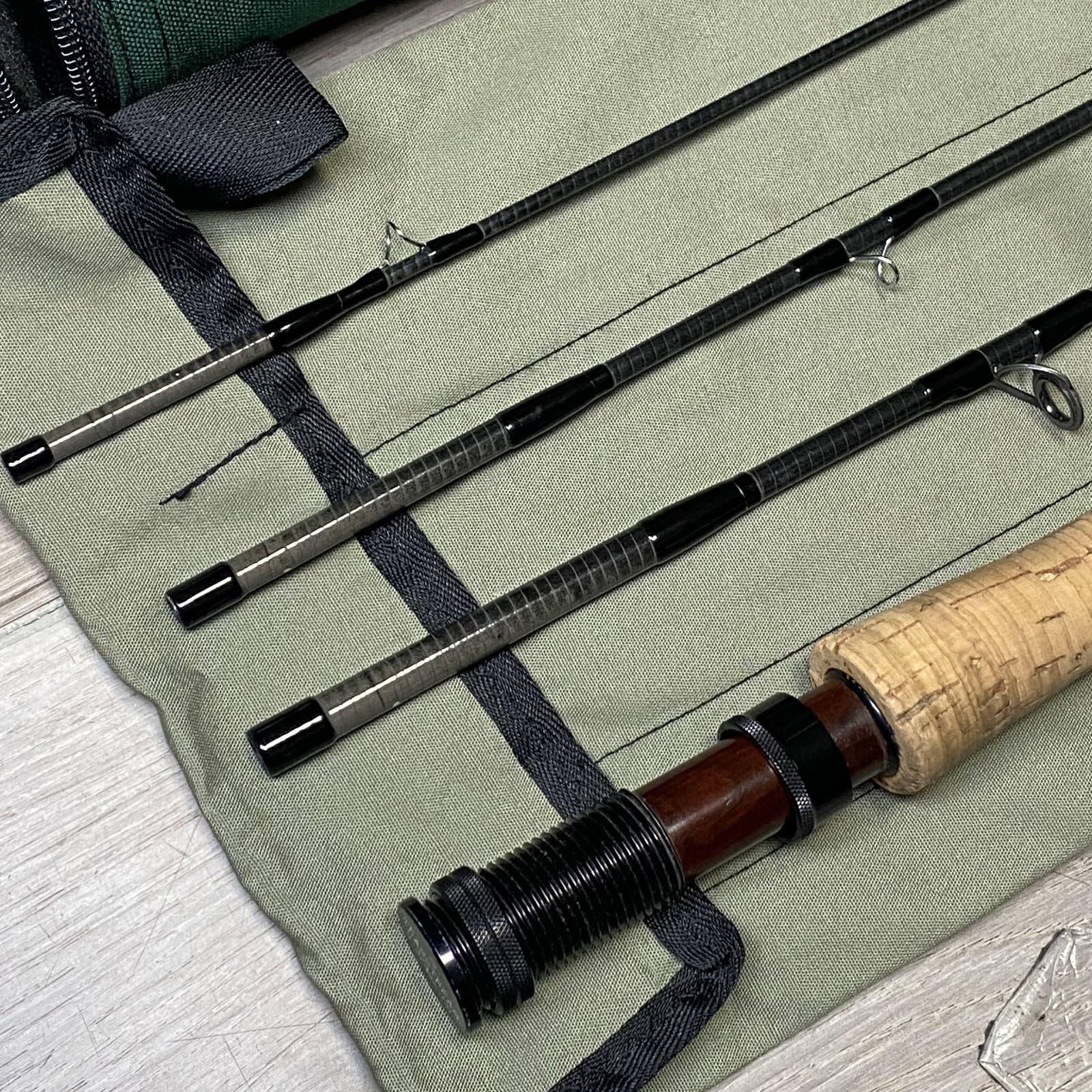 ORVIS Graphite TRANSTREAM 8’0” 3wt Fly rod w/Tube Case Sock