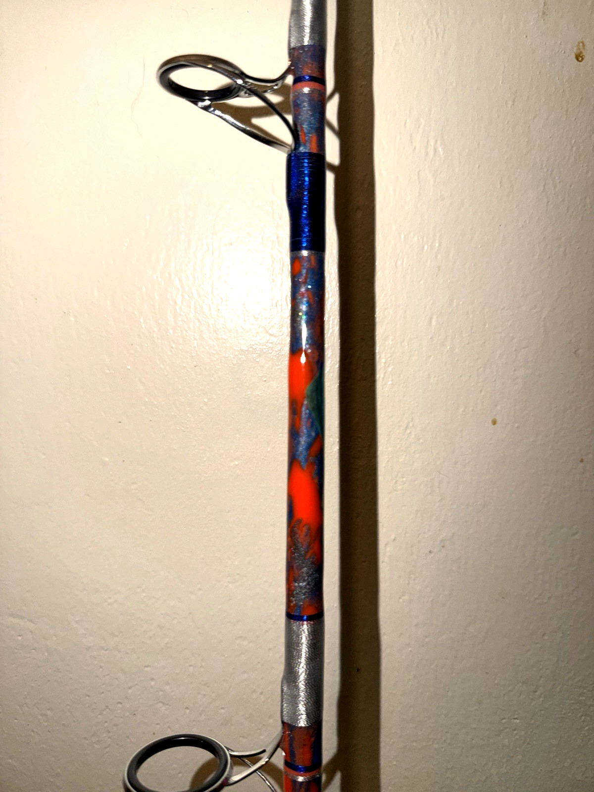 CUSTOM SPINNING ROD 7′ 20-40 LB ORANGE BLUE SILVER SPARKLE MARBLE NEW