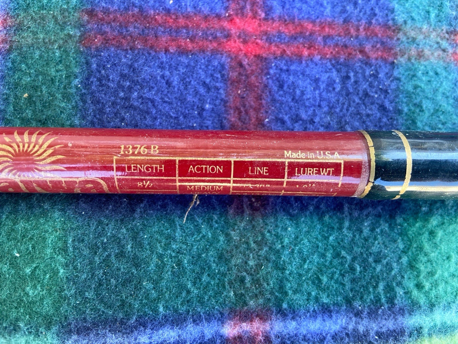 VINTAGE DAIWA 1376B 8’6″ MED. HEAVY TROLLING/CASTING 2 PIECE ROD MADE IN USA