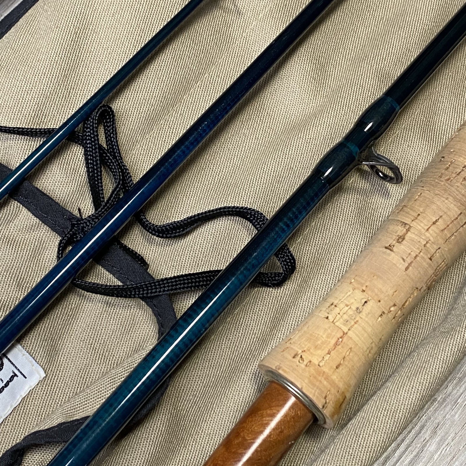 [Excellent] Powell LGA 905-4 9’0” 5wt Fly rod w/sock Tube