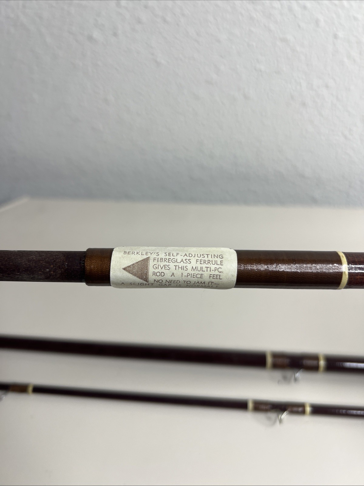 VTG BERKLEY PARAMETRIC DELUX CURVED TAPER 9’ 3” Good Condition FISHING ROD