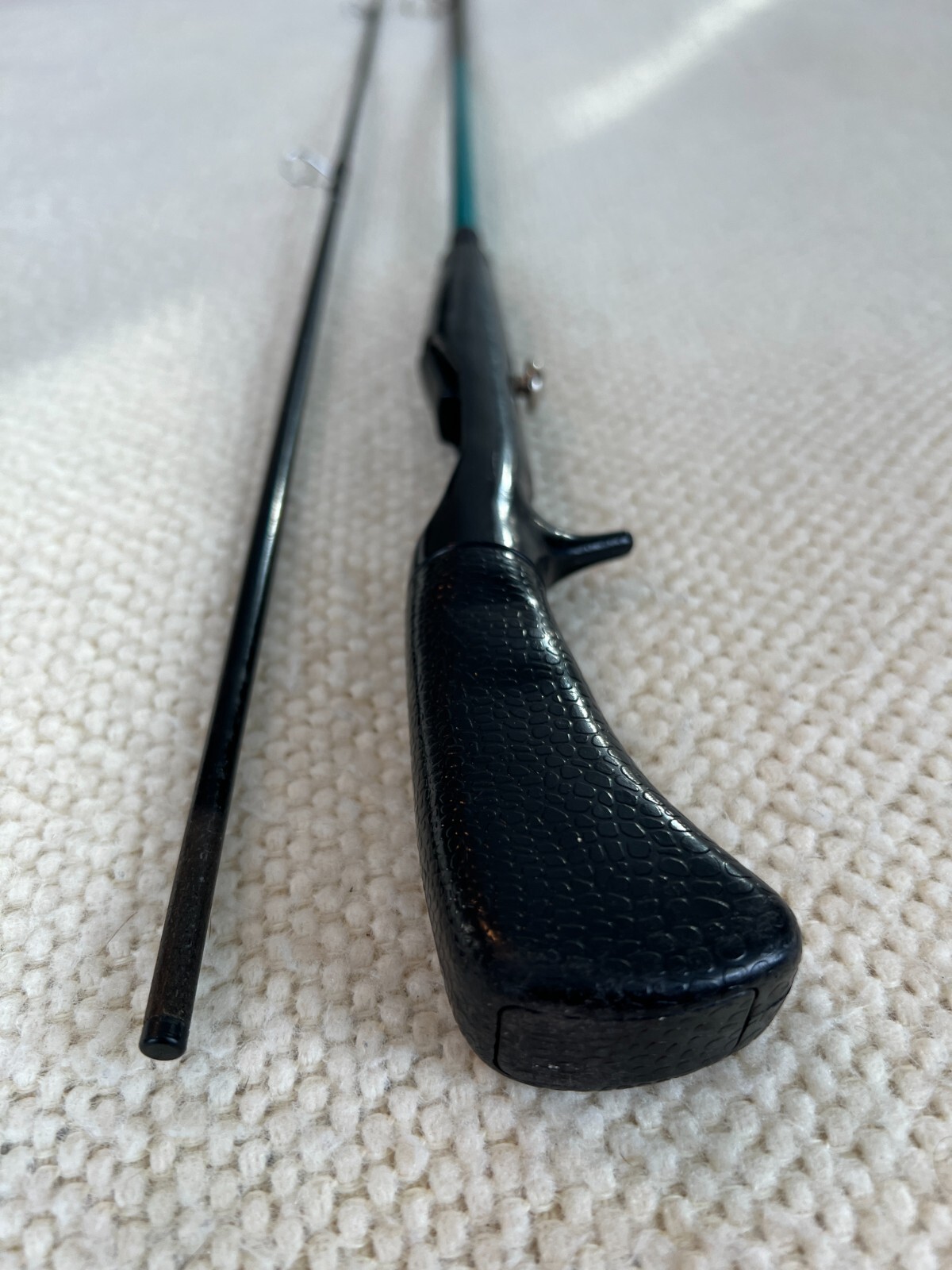 SC K2000 Spin Cast Rod