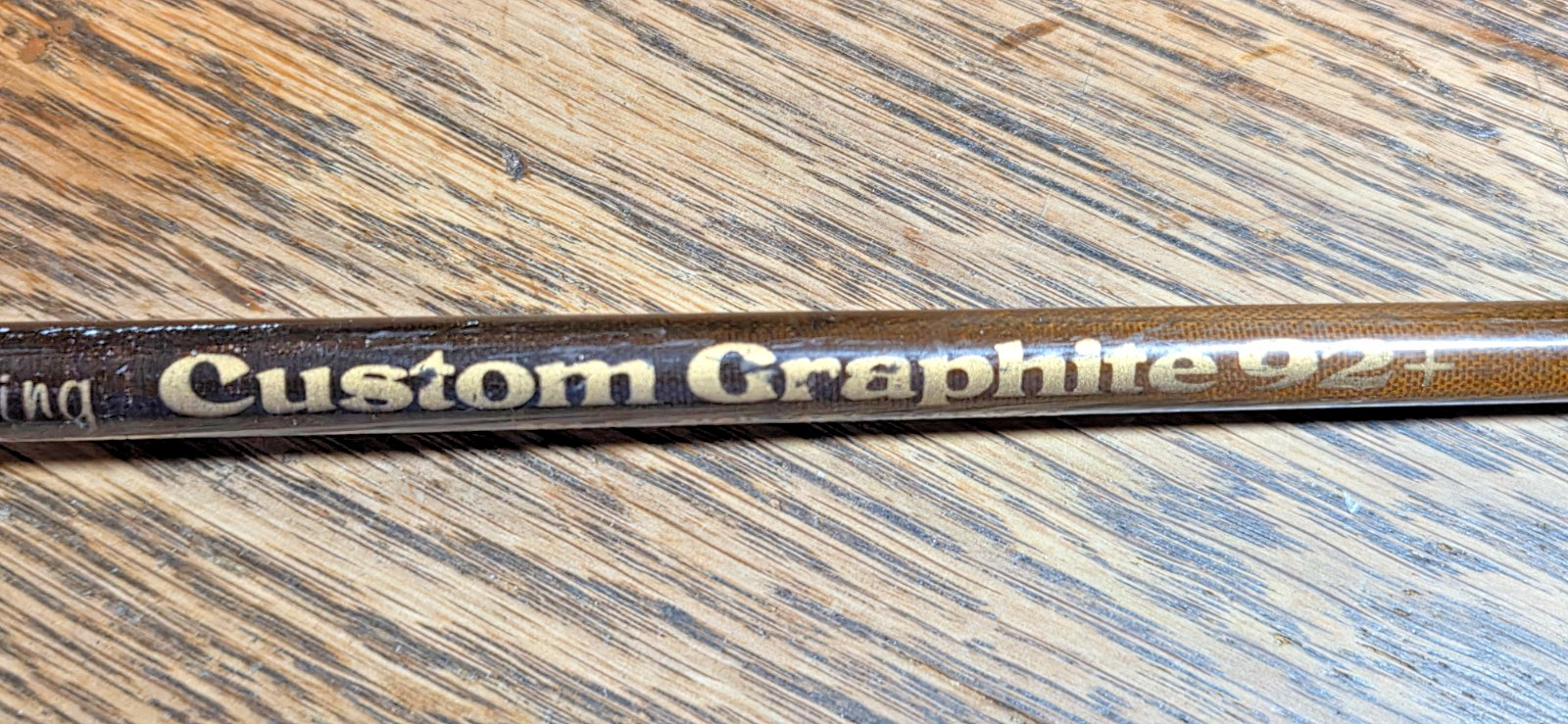 Lake King 921-3 Custom Graphite 92+ 1-Pc 5′ 6″ Medium Action Spin Cast Fish Rod