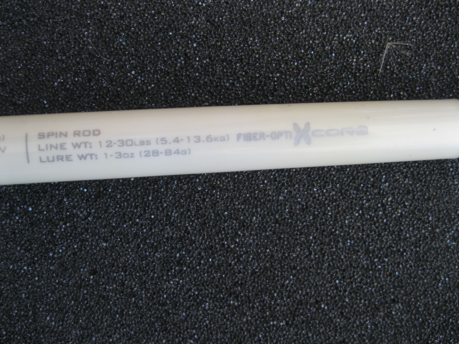 Vintage Ready2Fish SP-702/MHS, 7-foot, 2-piece spinning rod