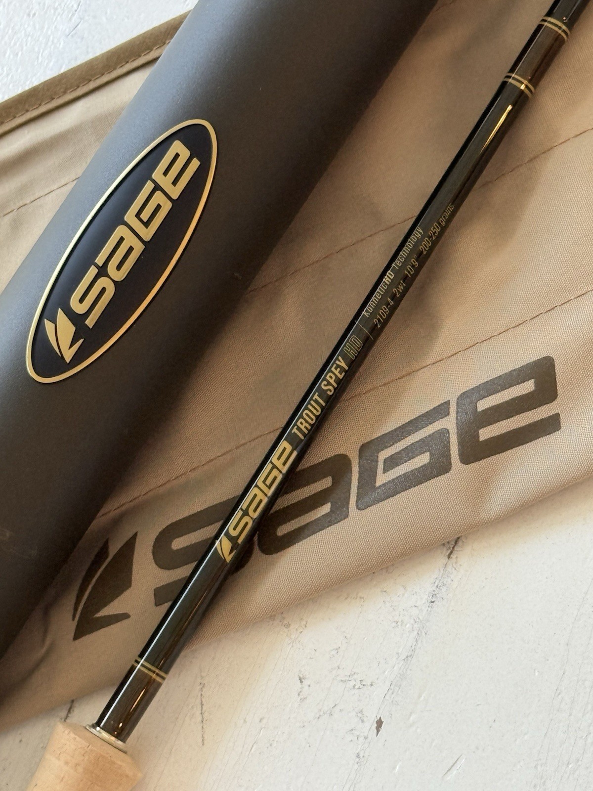 **BEAUTIFUL**~NEW~ SAGE TROUT SPEY HD 2wt 10’9”in FLY Rod!!🔥~LEGENDARY~￼￼
