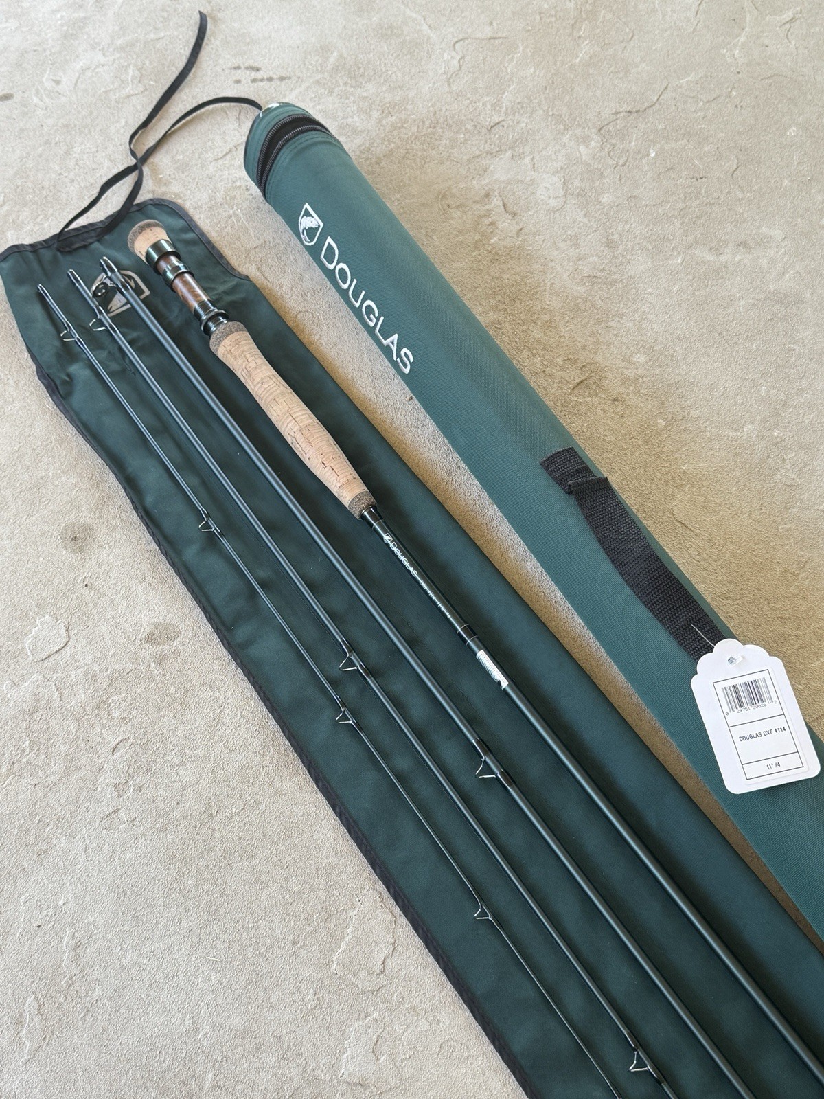 DOUGLAS OUTDOORS DXF 4114 11’ # 4 FLY ROD – EXCELLENT