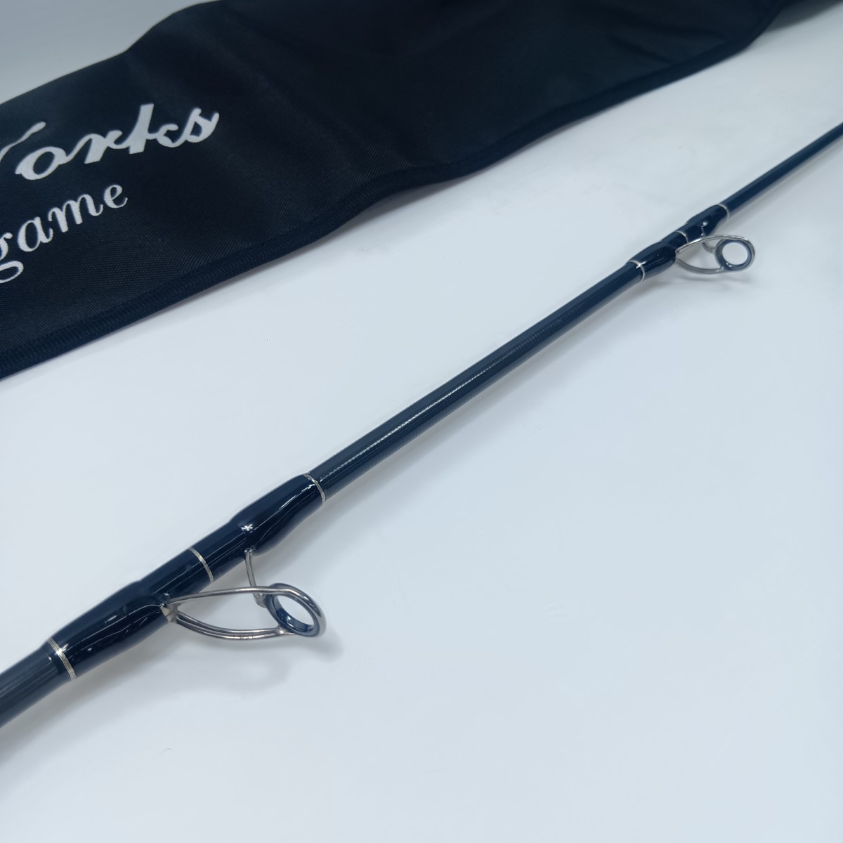 Mc Works’ Dual Edge 604LR/B, Grade B