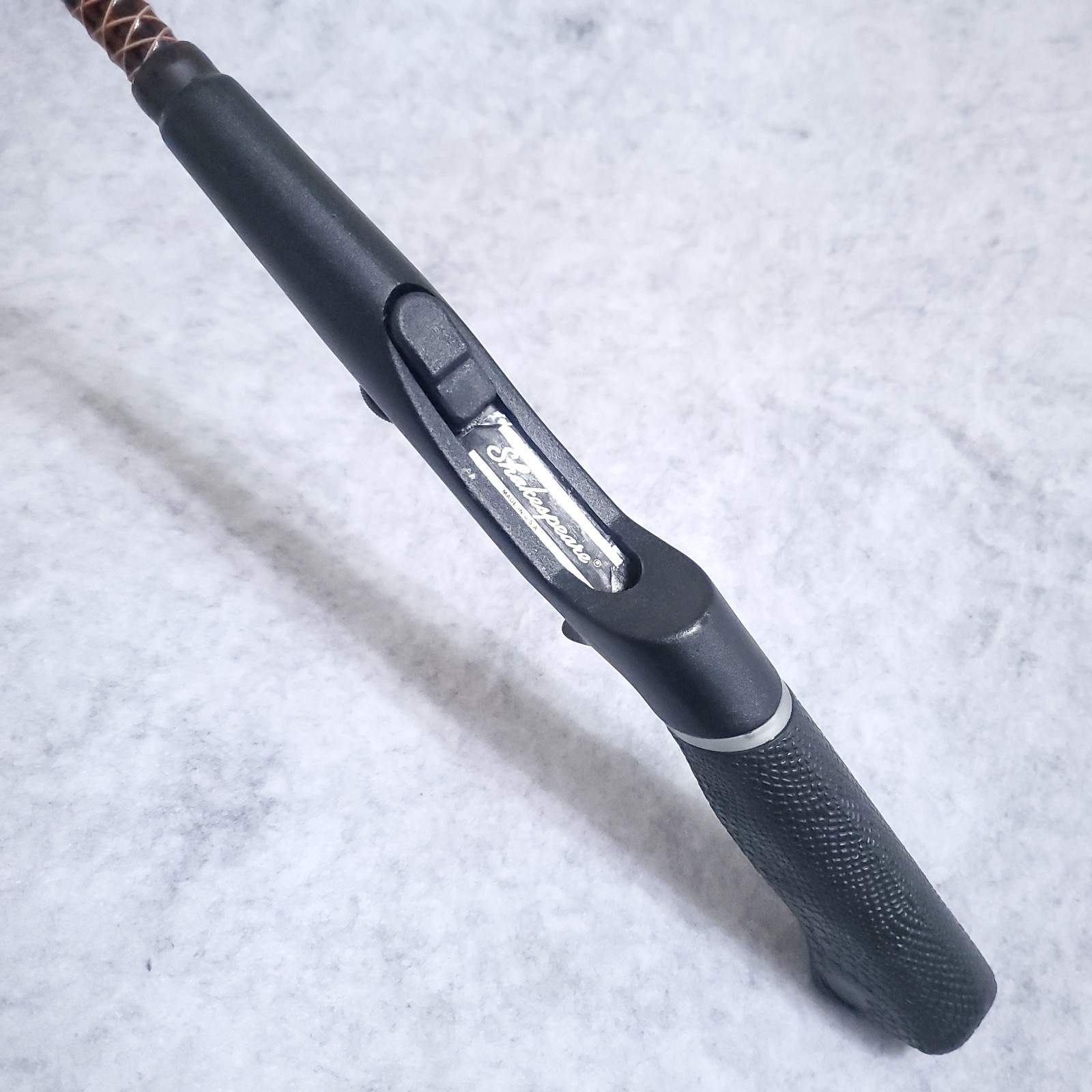 VTG SHAKESPEARE UGLY STIK BC1100 ~ 6′ ~ Med Action ~ PISTOL GRIP ~ USA MADE