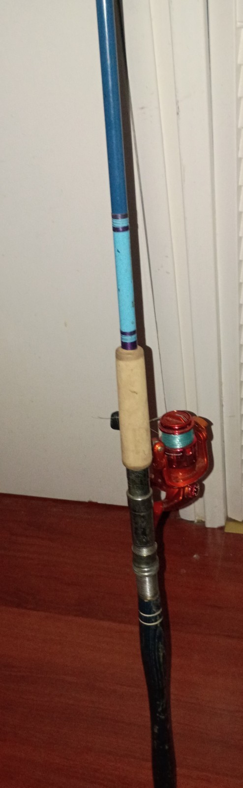 VINTAGE ABU GARCIA CONOLON 2-STAR, 7 FOOT, 5 INCHES LONG ( ONE PIECE) ” USED” 😍