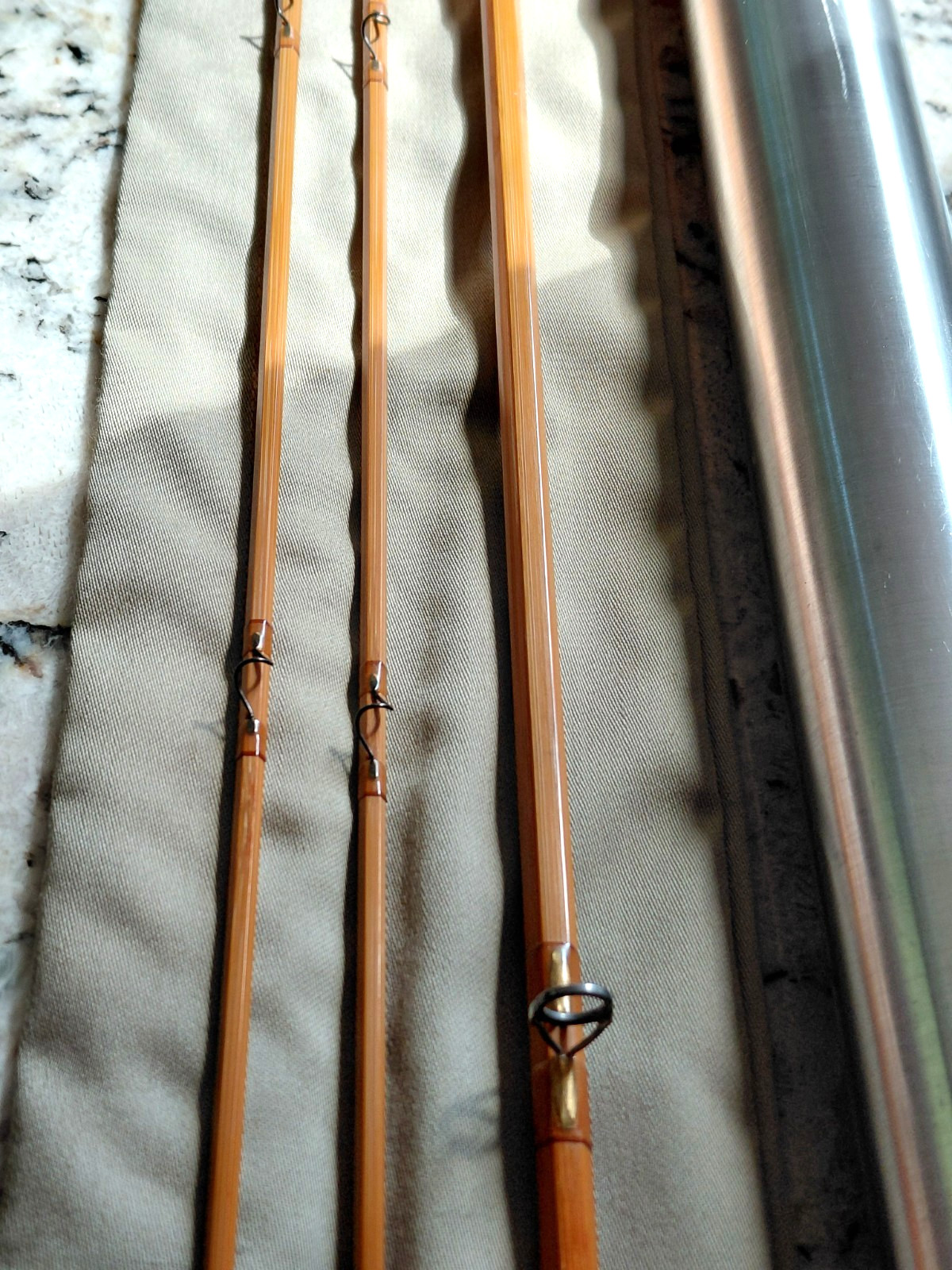 Thomas & Thomas Classic 8″ 6wt 4.8 oz SN# 3707 Bamboo Fly Rod Excellent 97 %