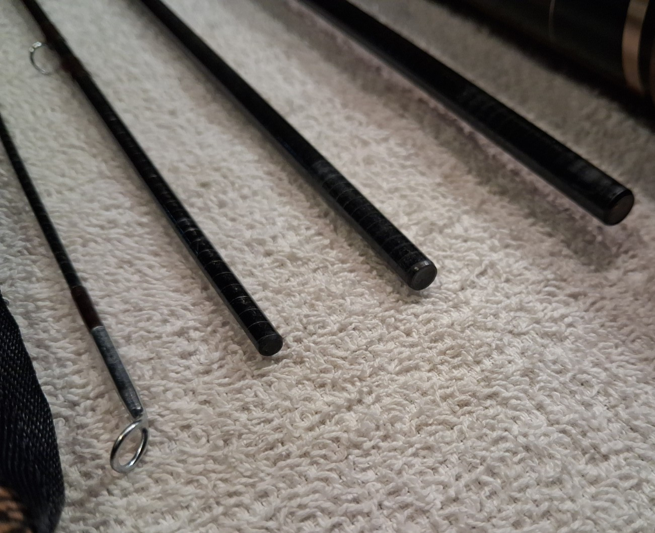 Orvis Fly Rod “All Rounder” Graphite 8′ 4pc 3-1/8 oz. 7 Line,Original Sock,Tube