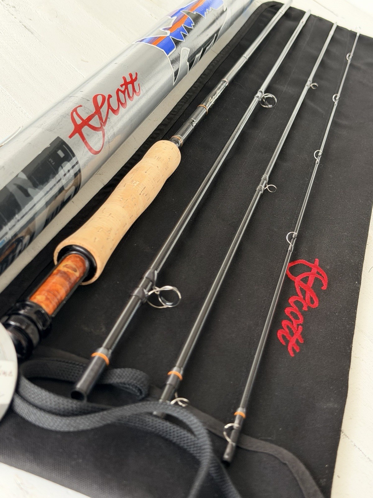 **BEAUTIFUL** 🔥 SCOTT RADIAN 4wt. 10’ft~4pc FlyRod!! 🔥~LEGENDARY~🔥