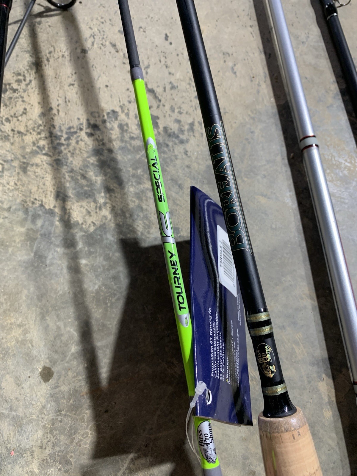 LOT OF 10 BASS PRO SHOP, Lews, Berkley FISHING RODS (BROKEN)