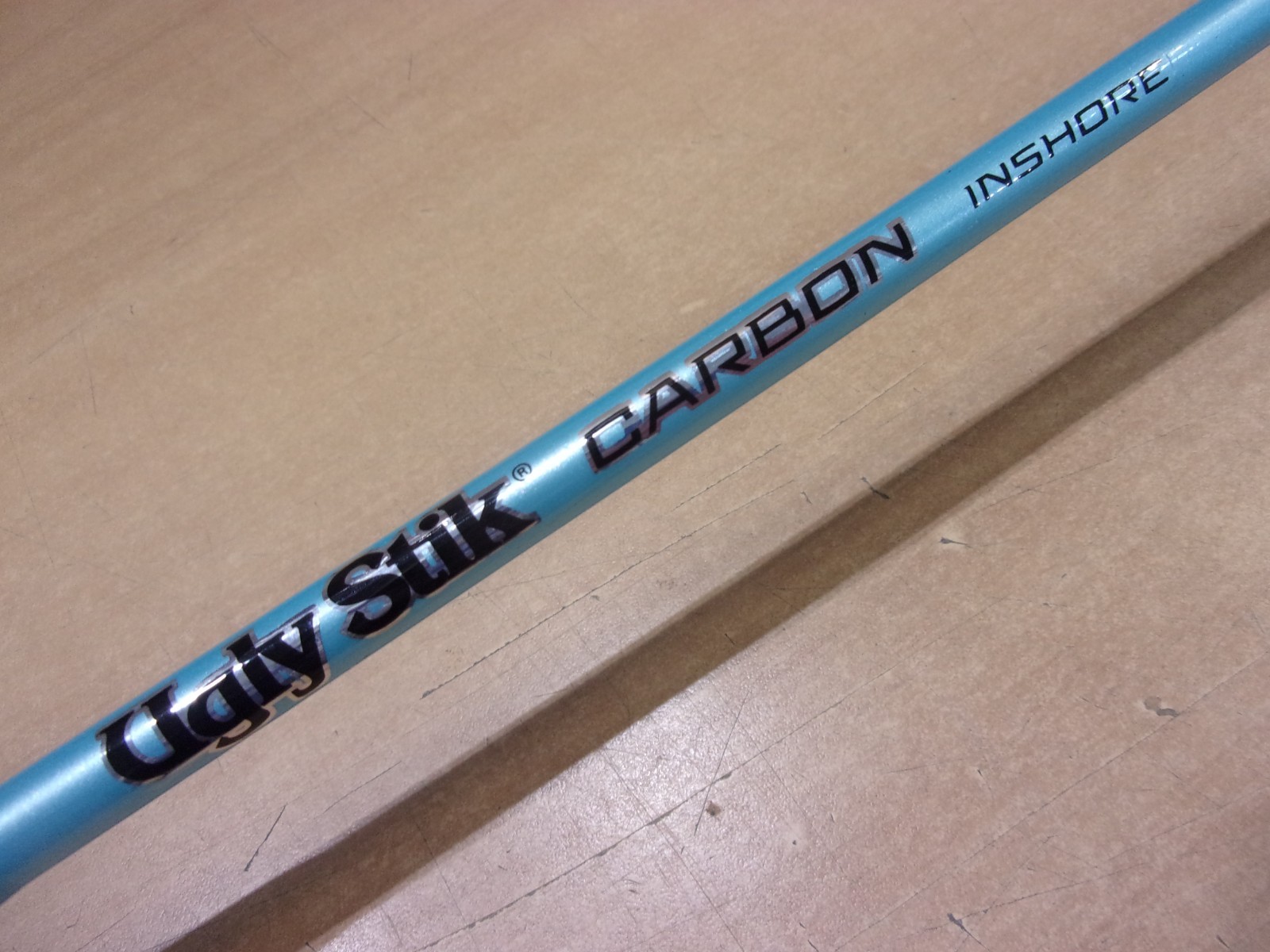SHAKESPEARE UGLY STIK CARBON INSHORE 7 foot Medium Heavy spinnng rod