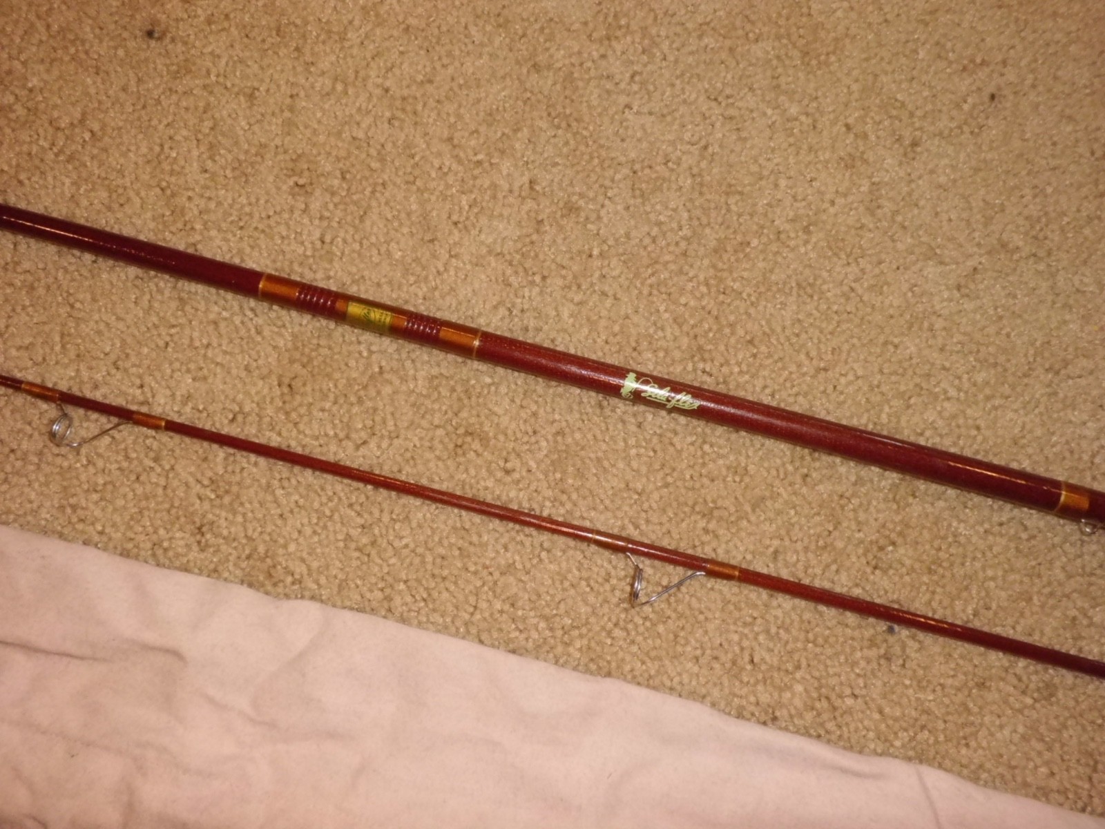Vintage SILAFLEX SP65RL-2 Light Spinning 6’5″Rod made in USA