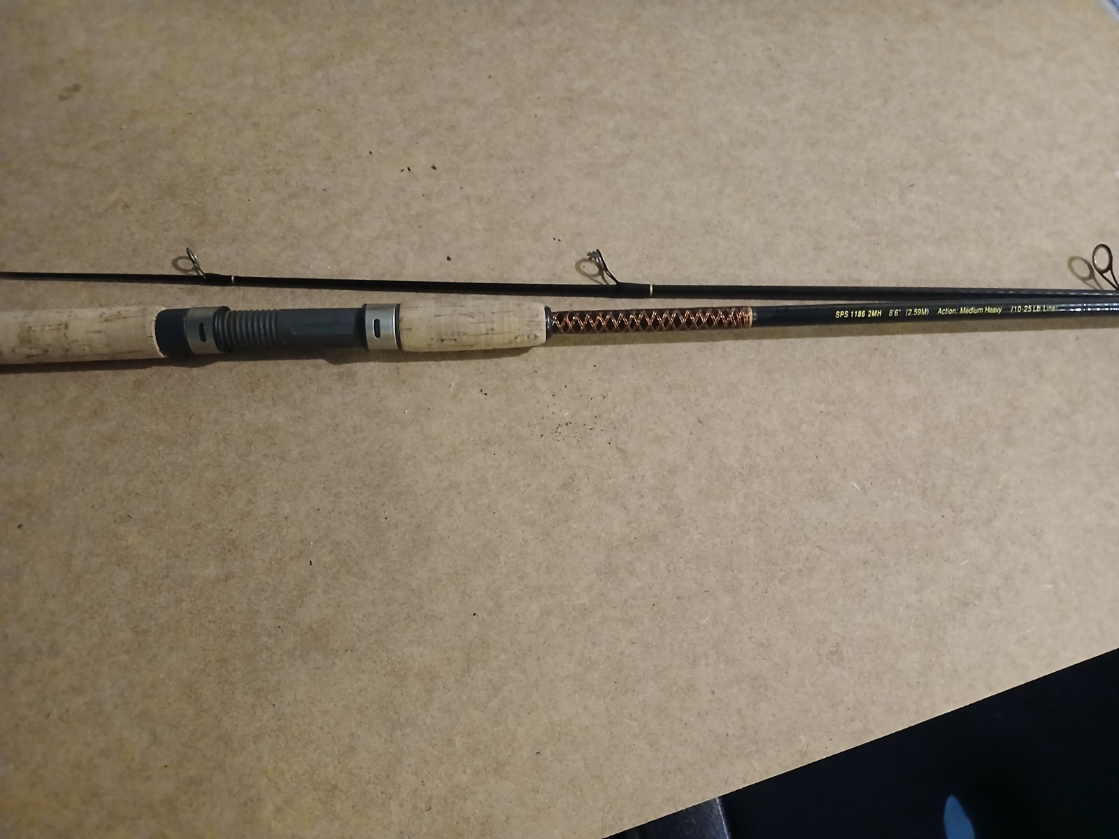 shakespeare ugly stick fishing rod, 2 pc. 8′-6″ Med/Hvy for 10 to 25 lb. line
