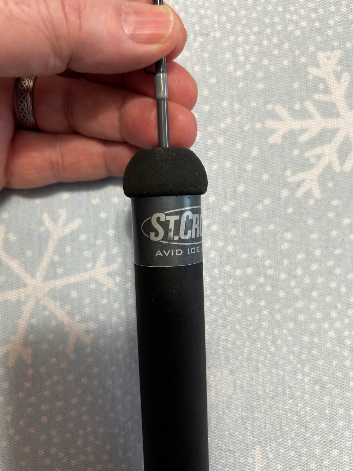 St. Croix Avid Ice Jigging. AVID ICE AIR 27ML. Medium light ice rod. Used.