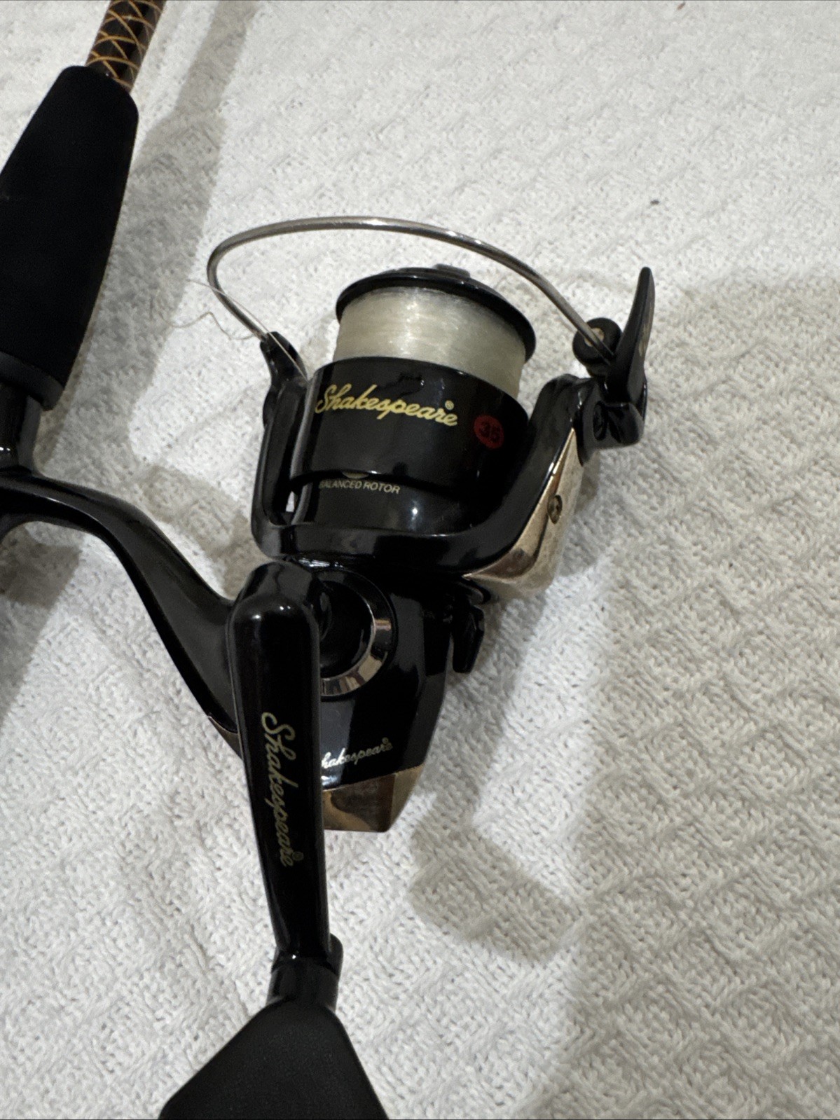 Shakespeare UGLY STICK SPL 1102 Fishing Rod 2-Piece Medium Action 6’0” Combo