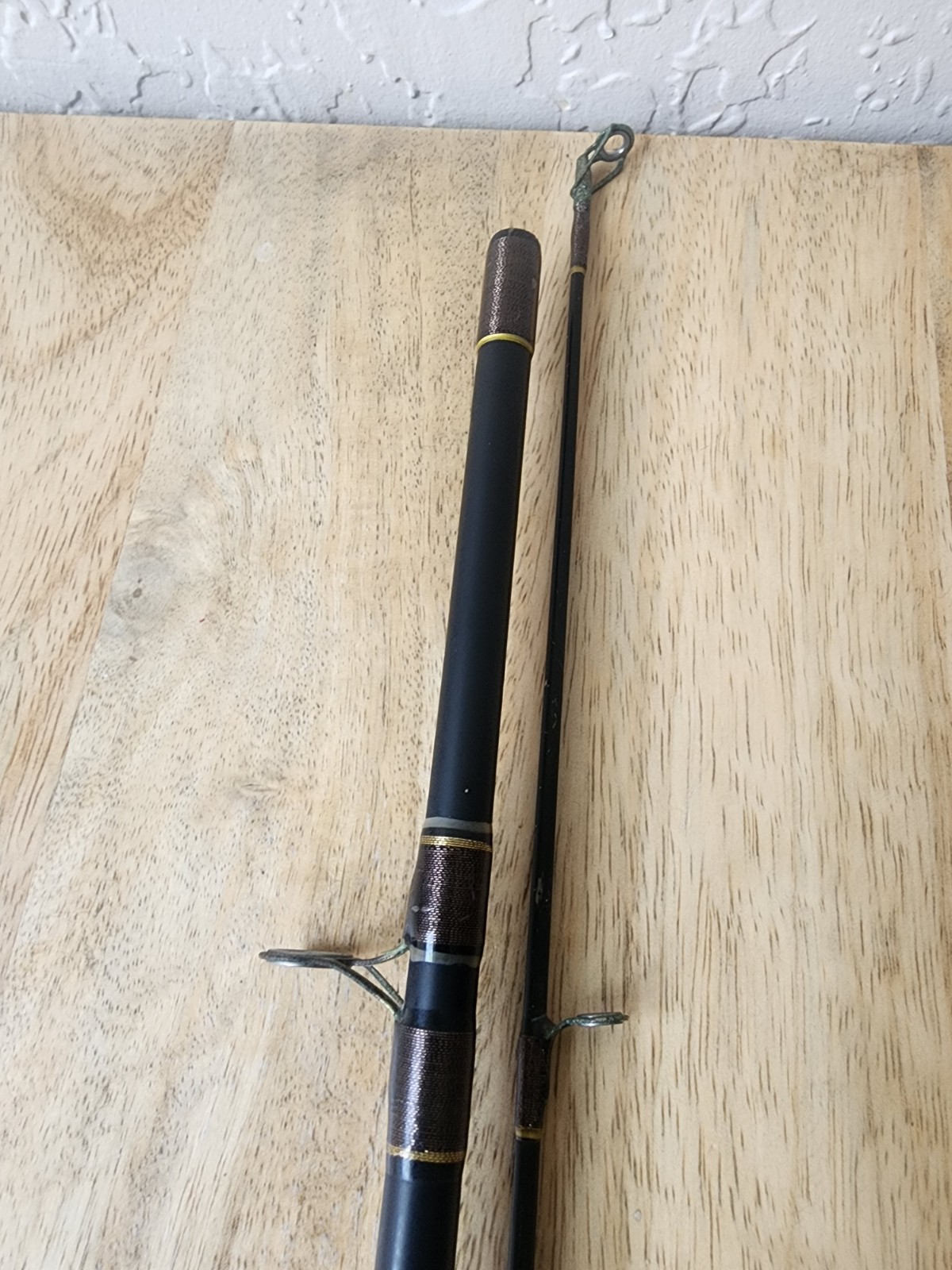 Vintage 2pc Synergy Classic Bait Casting Fishing Rod