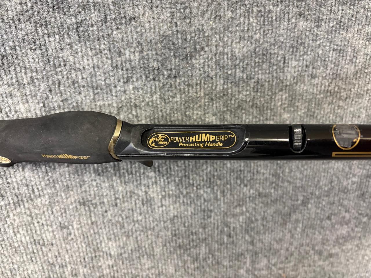 Bass Pro Shop Power Stick Hump Grip IM-6 Graphite PS56H 5’6” Hvy Act Casting Rod