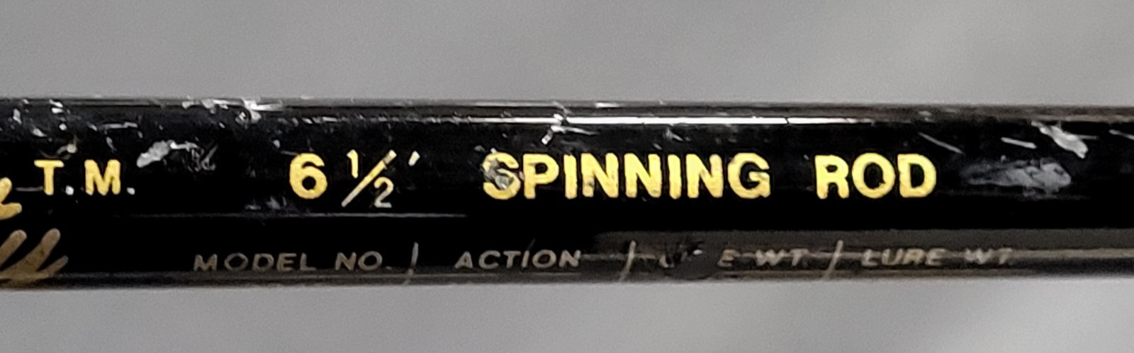 South Bend Black Beauty 6’6″ Walleye Medium Action #3345 Spinning Rod, VG Cond